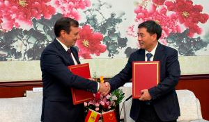 Adif signs collaboration protocol with China Railway